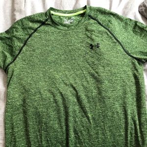 Men's Under Armour shirt